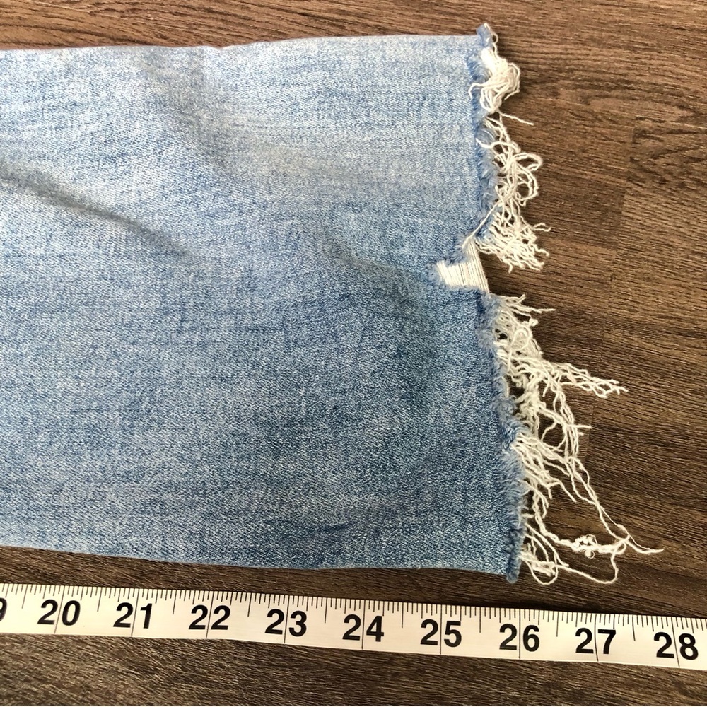 Mica Denim Jeans Women’s 32 Blue High Rise Crop Flare Distressed Hem - Picture 7 of 11